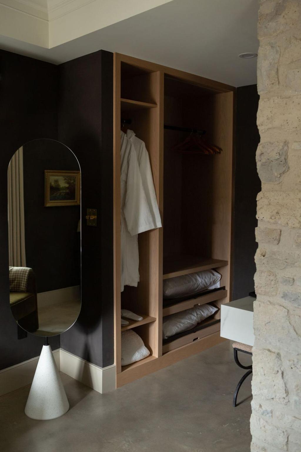 Kat Florence Hotels Elora Exteriér fotografie